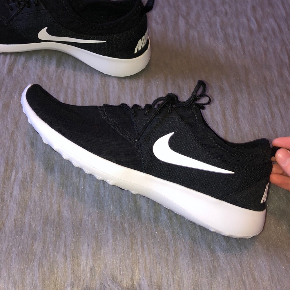 NWT Nike Women’s Juvenate